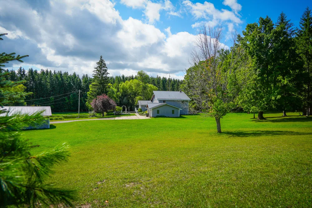 5260 Hockaday Road Gladwin, MI 48624