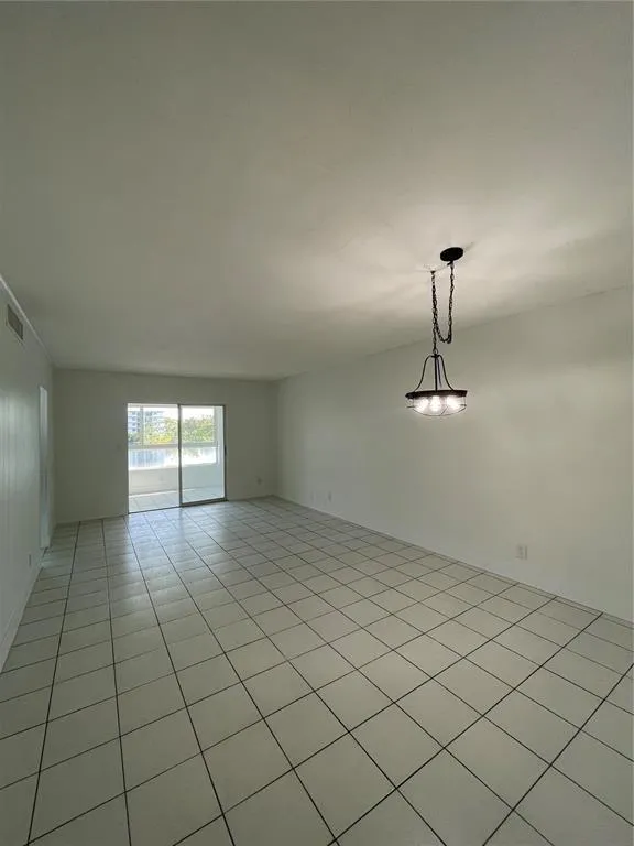 19255 NE 2ND AVENUE #2224 Miami, FL 33179