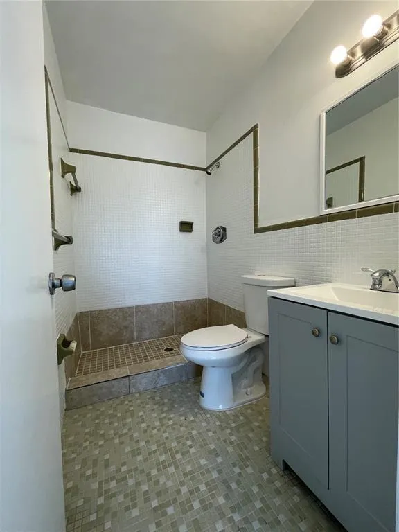 19255 NE 2ND AVENUE #2224 Miami, FL 33179