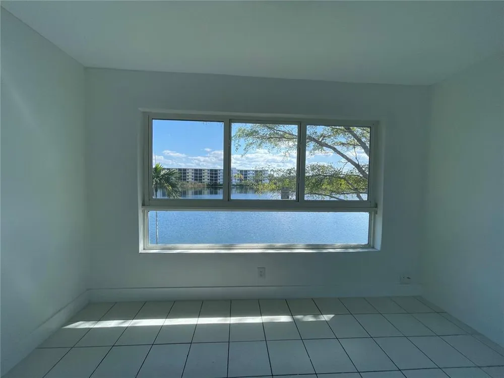 19255 NE 2ND AVENUE #2224 Miami, FL 33179