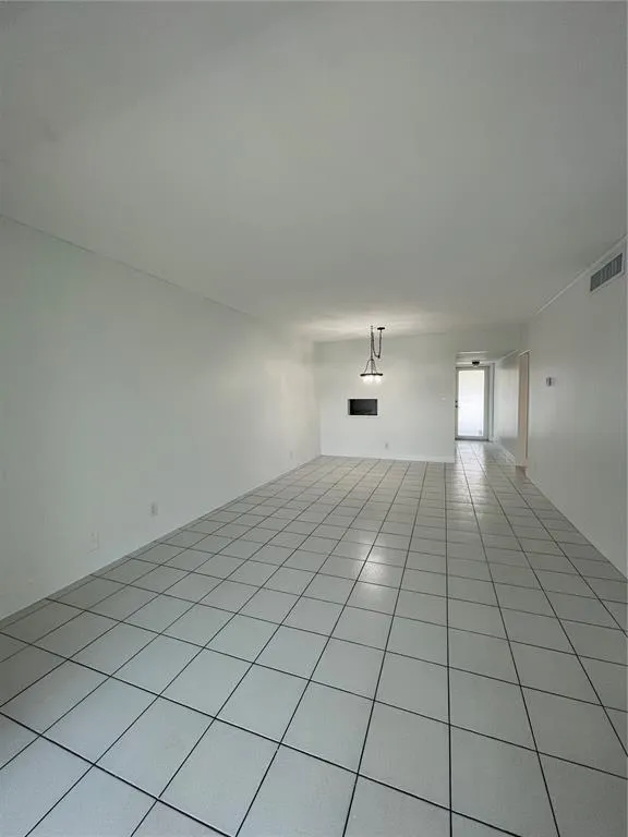 19255 NE 2ND AVENUE #2224 Miami, FL 33179
