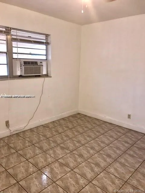 2901 Jackson St #3 Hollywood, FL 33020