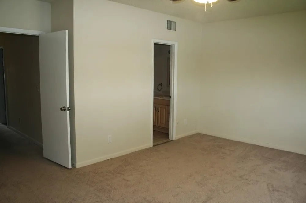 4733 NW 90TH AVENUE Sunrise, FL 33351