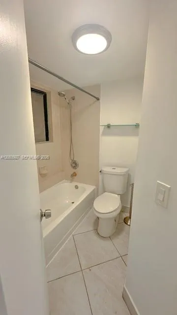 15545 Miami Lakeway N #303 Miami Lakes, FL 33014
