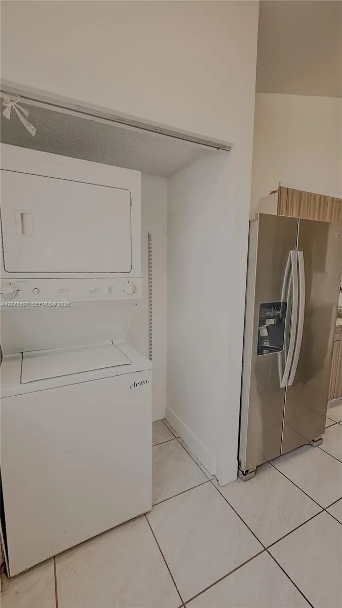 15545 Miami Lakeway N #303 Miami Lakes, FL 33014