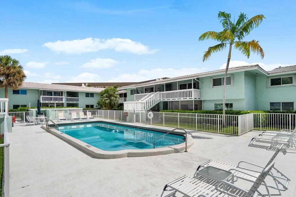 322 FEDERAL Highway #223 Deerfield Beach, FL 33441