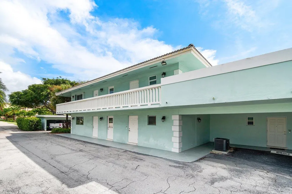 322 FEDERAL Highway #223 Deerfield Beach, FL 33441