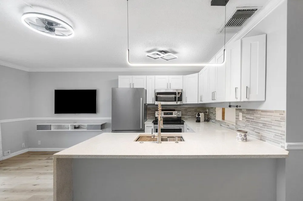322 FEDERAL Highway #223 Deerfield Beach, FL 33441