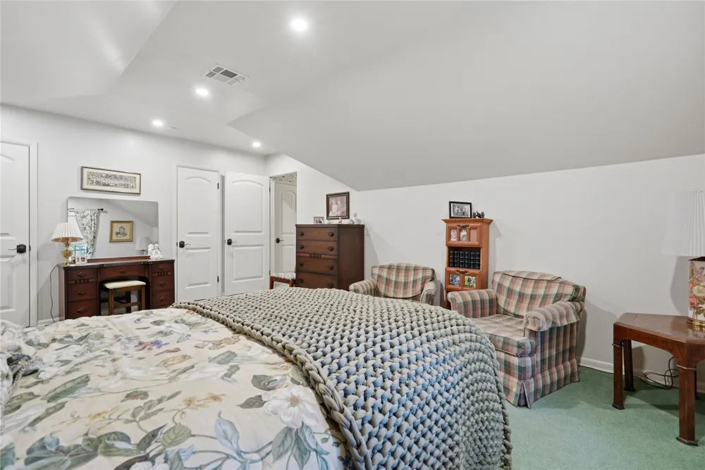 2651 E 22nd Street Tulsa, OK 74114