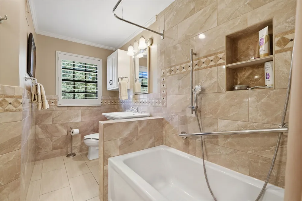 2651 E 22nd Street Tulsa, OK 74114