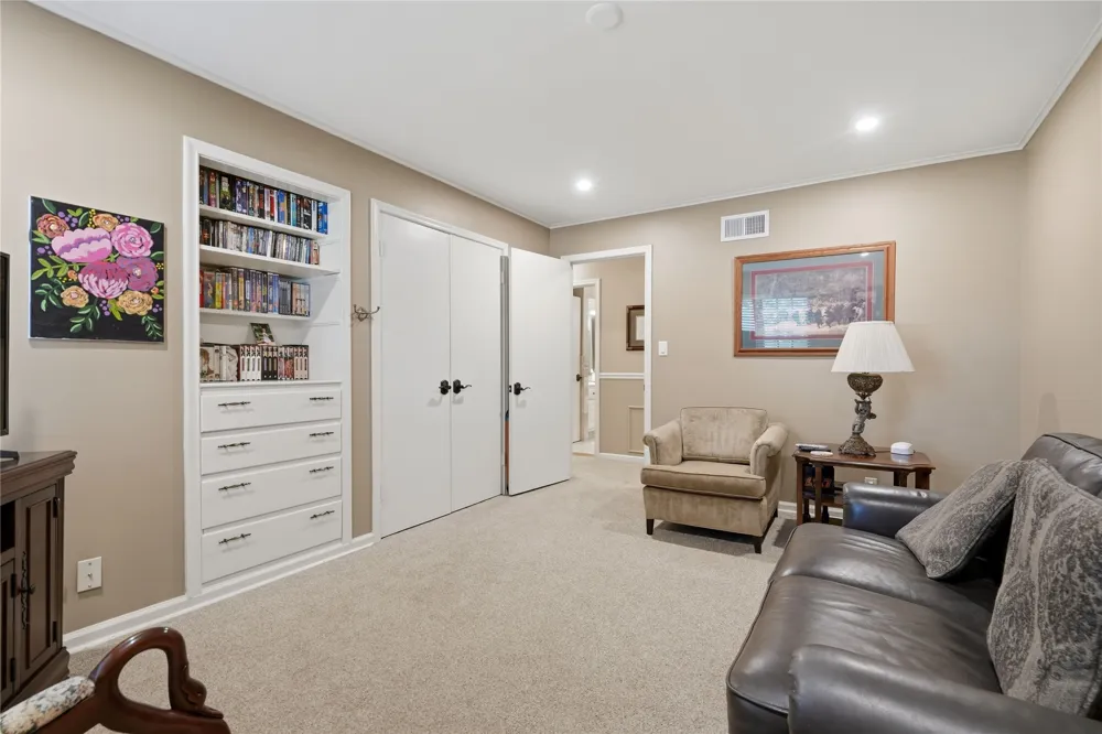 2651 E 22nd Street Tulsa, OK 74114