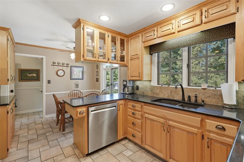 2651 E 22nd Street Tulsa, OK 74114