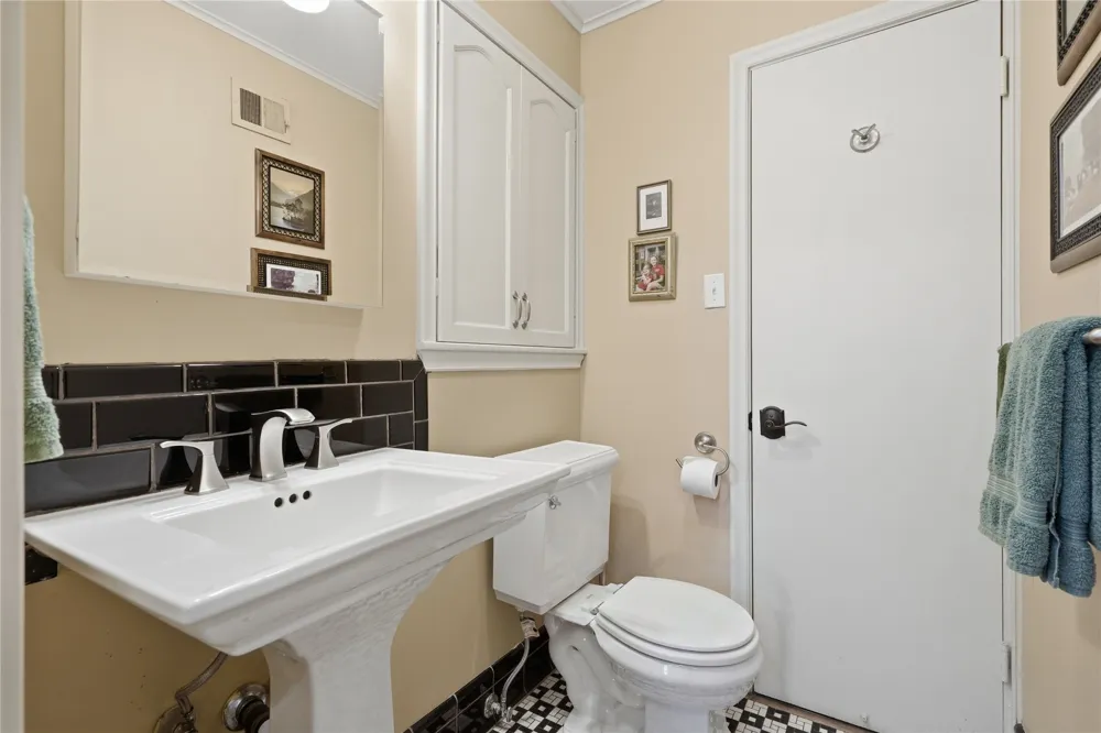 2651 E 22nd Street Tulsa, OK 74114