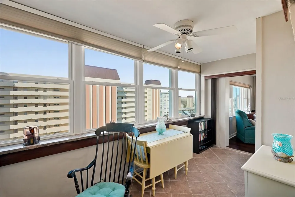 4550 COVE CIRCLE #1009 St Petersburg, FL 33708