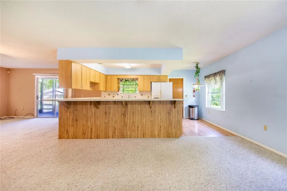 6251 HALABRIN ROAD Haines City, FL 33844