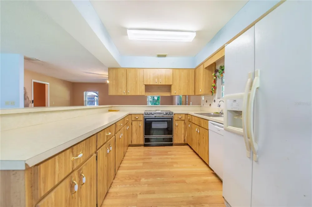 6251 HALABRIN ROAD Haines City, FL 33844