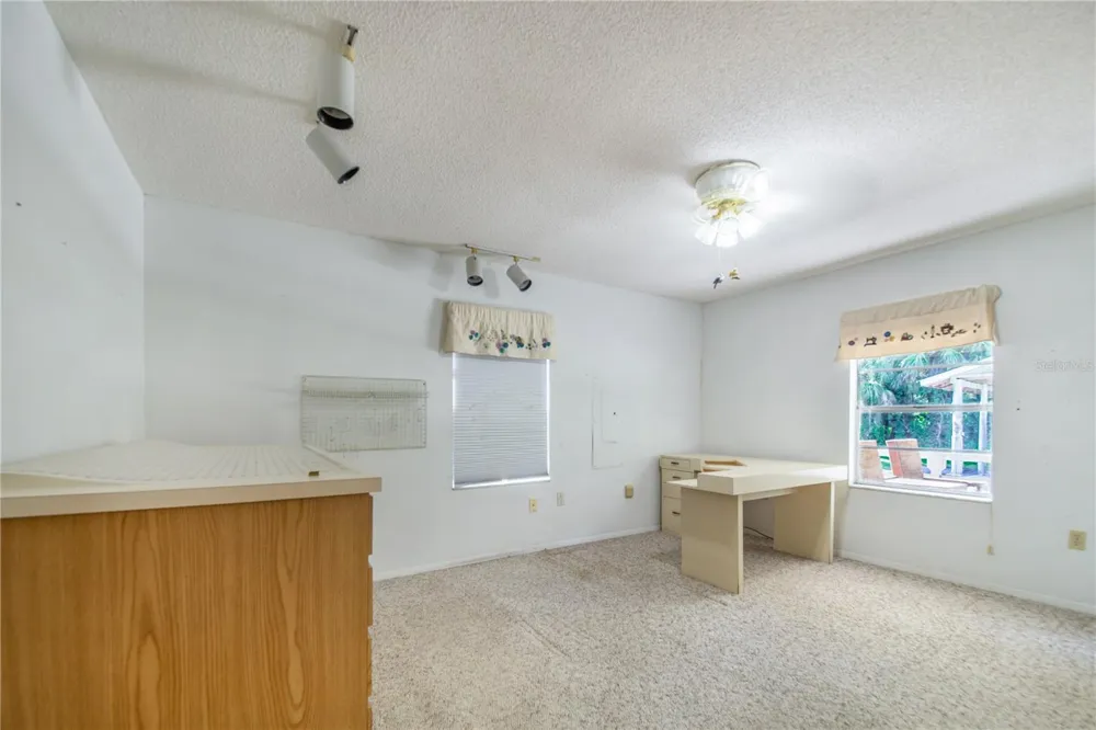 6251 HALABRIN ROAD Haines City, FL 33844