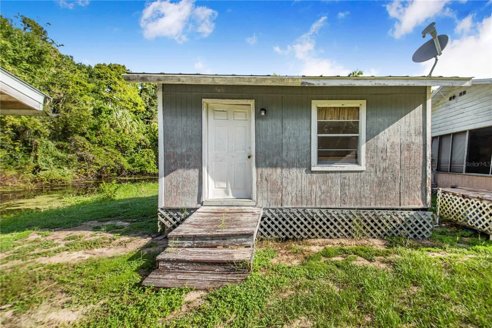 6251 HALABRIN ROAD Haines City, FL 33844