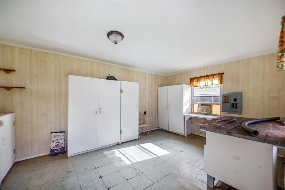 6251 HALABRIN ROAD Haines City, FL 33844