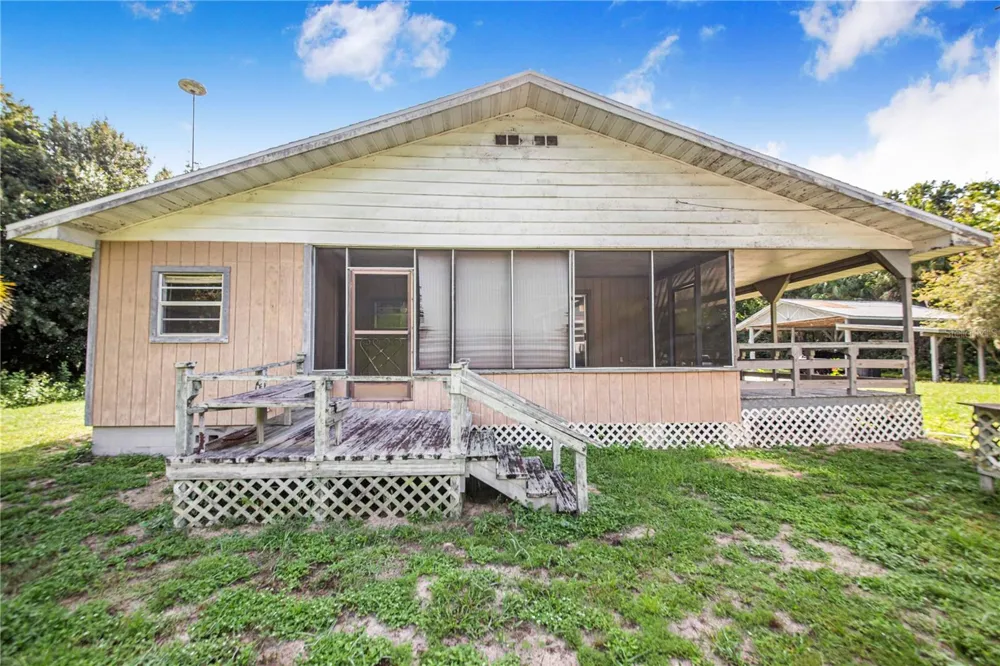 6251 HALABRIN ROAD Haines City, FL 33844