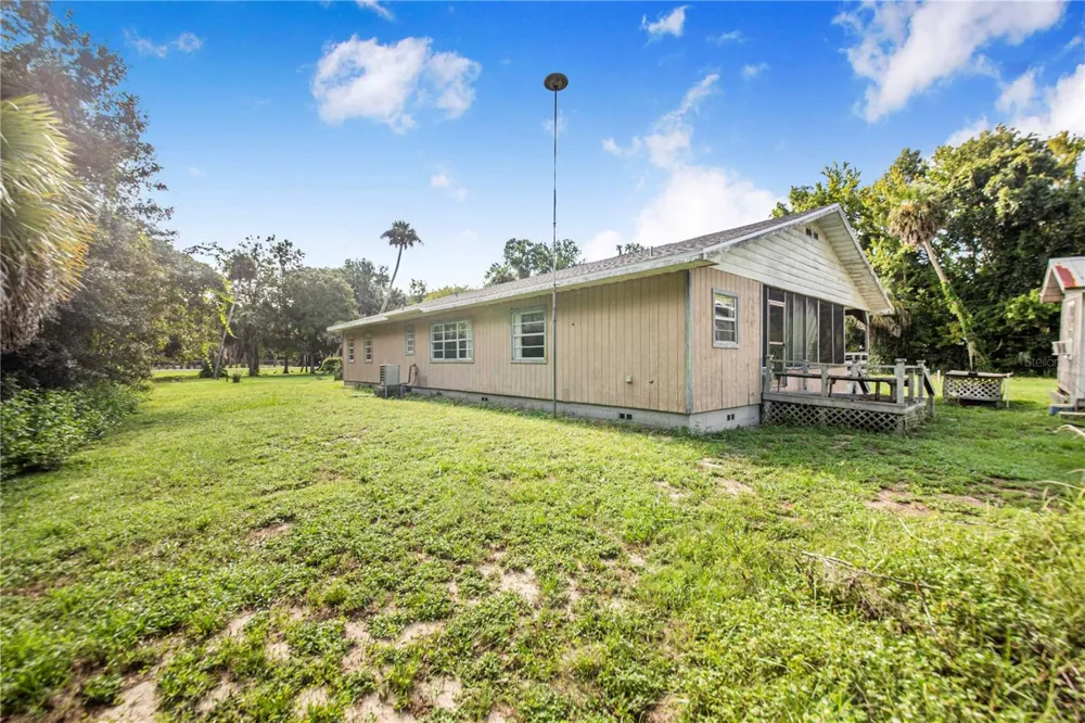 6251 HALABRIN ROAD Haines City, FL 33844