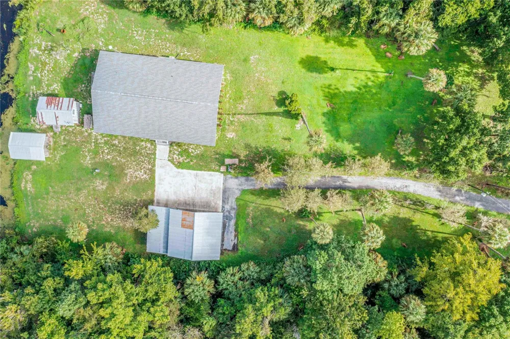 6251 HALABRIN ROAD Haines City, FL 33844