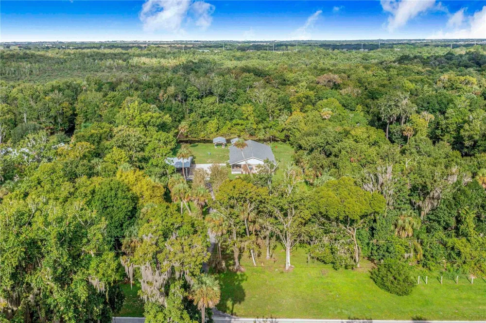 6251 HALABRIN ROAD Haines City, FL 33844