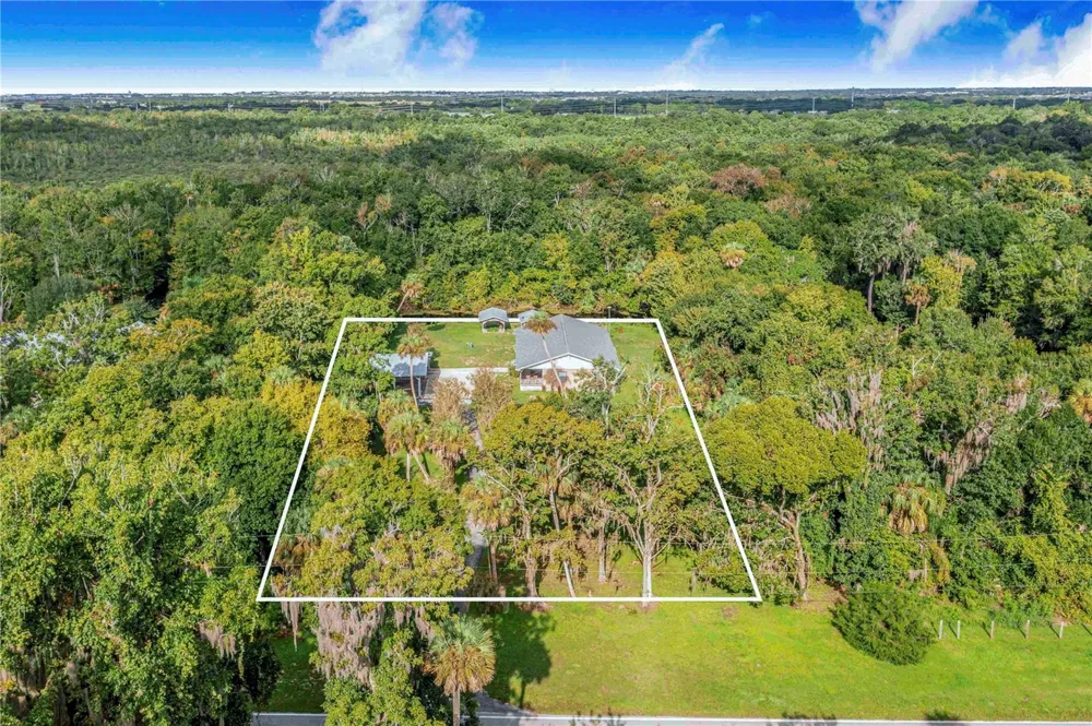 6251 HALABRIN ROAD Haines City, FL 33844