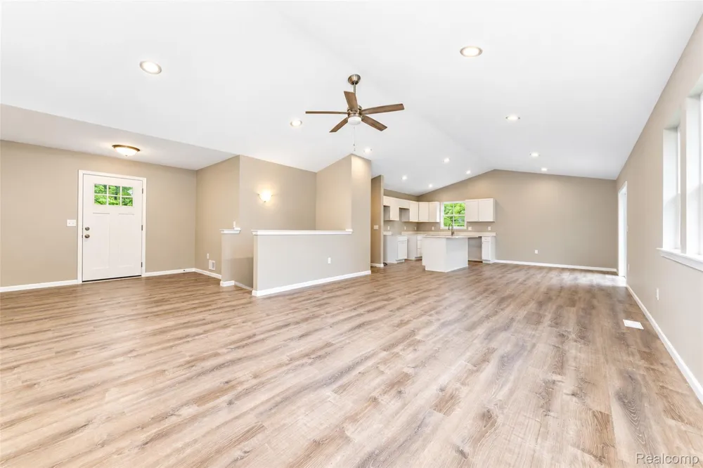 10565 W Allen Road Conway Township, MI 48836