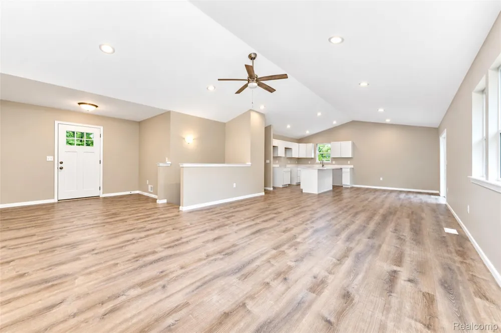 10565 W Allen Road Conway Township, MI 48836