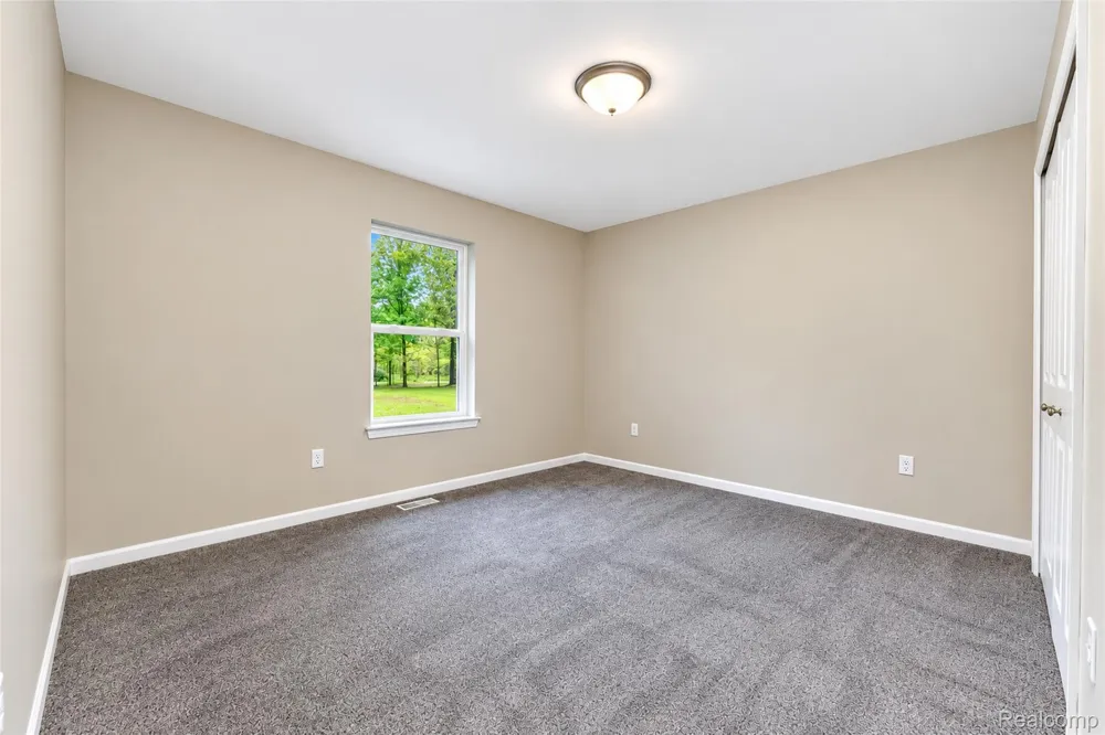 10565 W Allen Road Conway Township, MI 48836