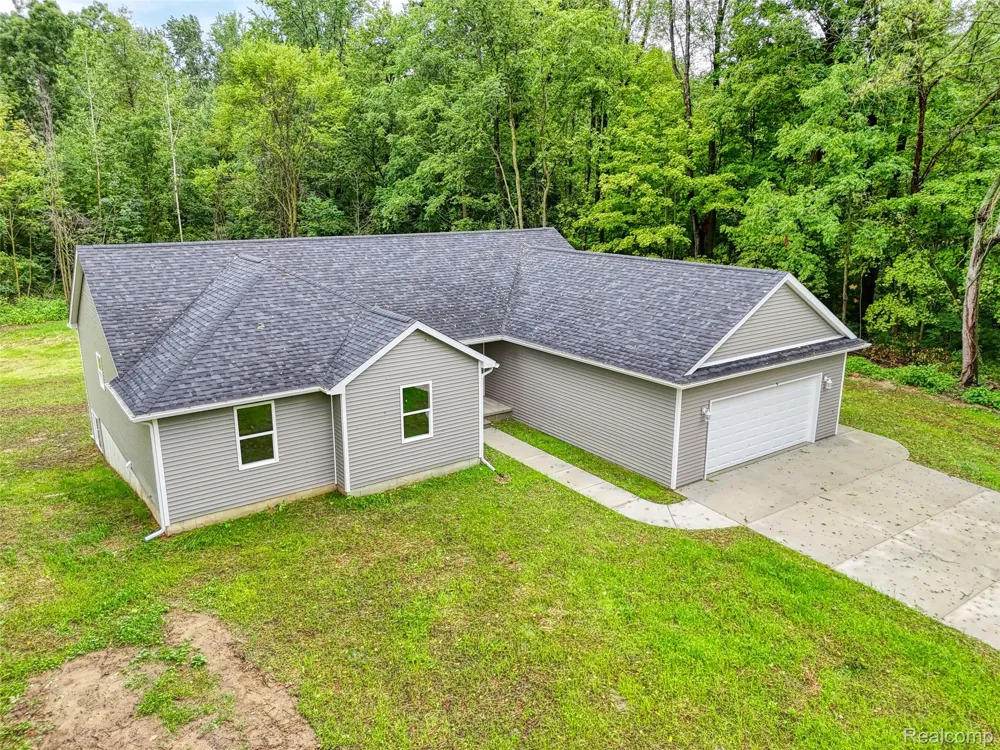 10565 W Allen Road Conway Township, MI 48836