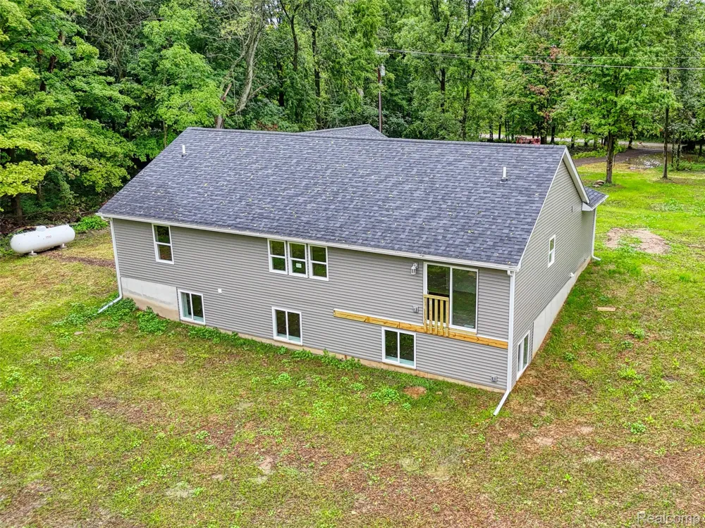 10565 W Allen Road Conway Township, MI 48836