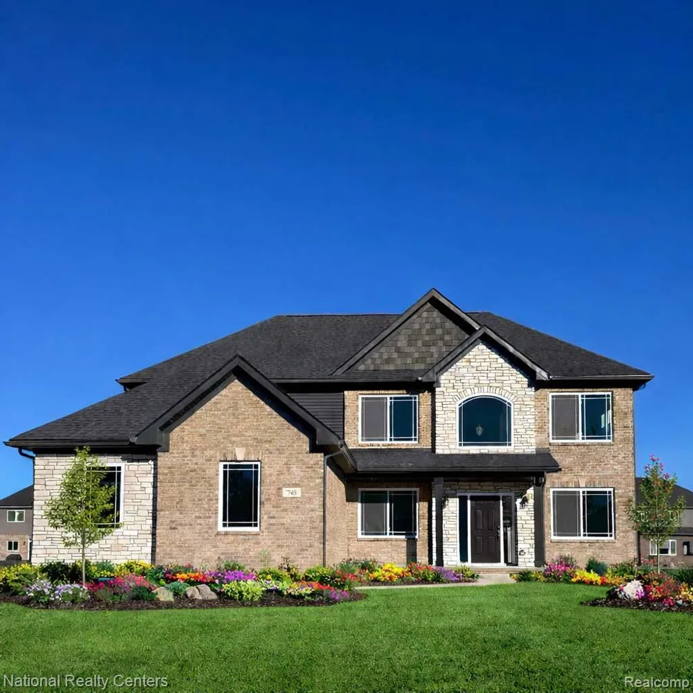 925 Guenevere Drive Oxford Charter Township, MI 48371