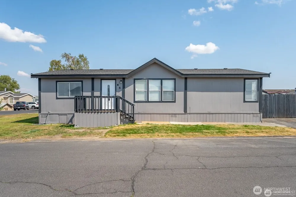 4000 NE Longview Street #65 Moses Lake, WA 98837