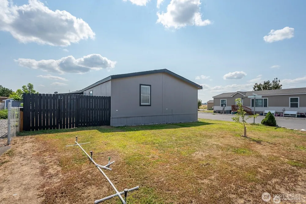 4000 NE Longview Street #65 Moses Lake, WA 98837