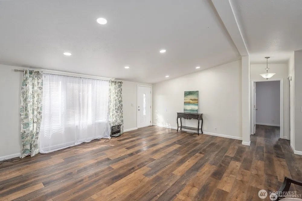 4000 NE Longview Street #65 Moses Lake, WA 98837
