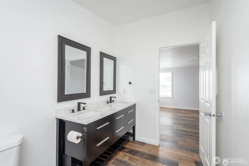 4000 NE Longview Street #65 Moses Lake, WA 98837