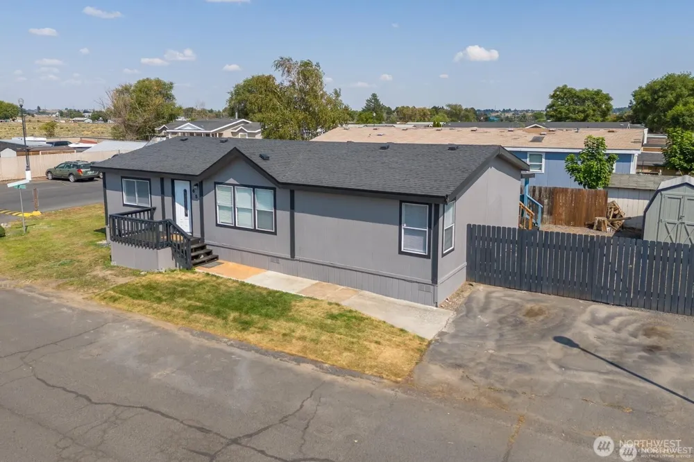4000 NE Longview Street #65 Moses Lake, WA 98837