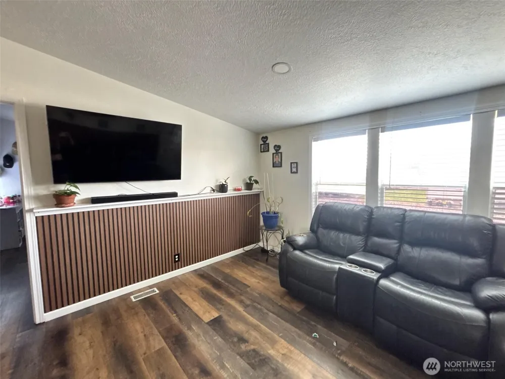 4000 NE Longview Street #65 Moses Lake, WA 98837