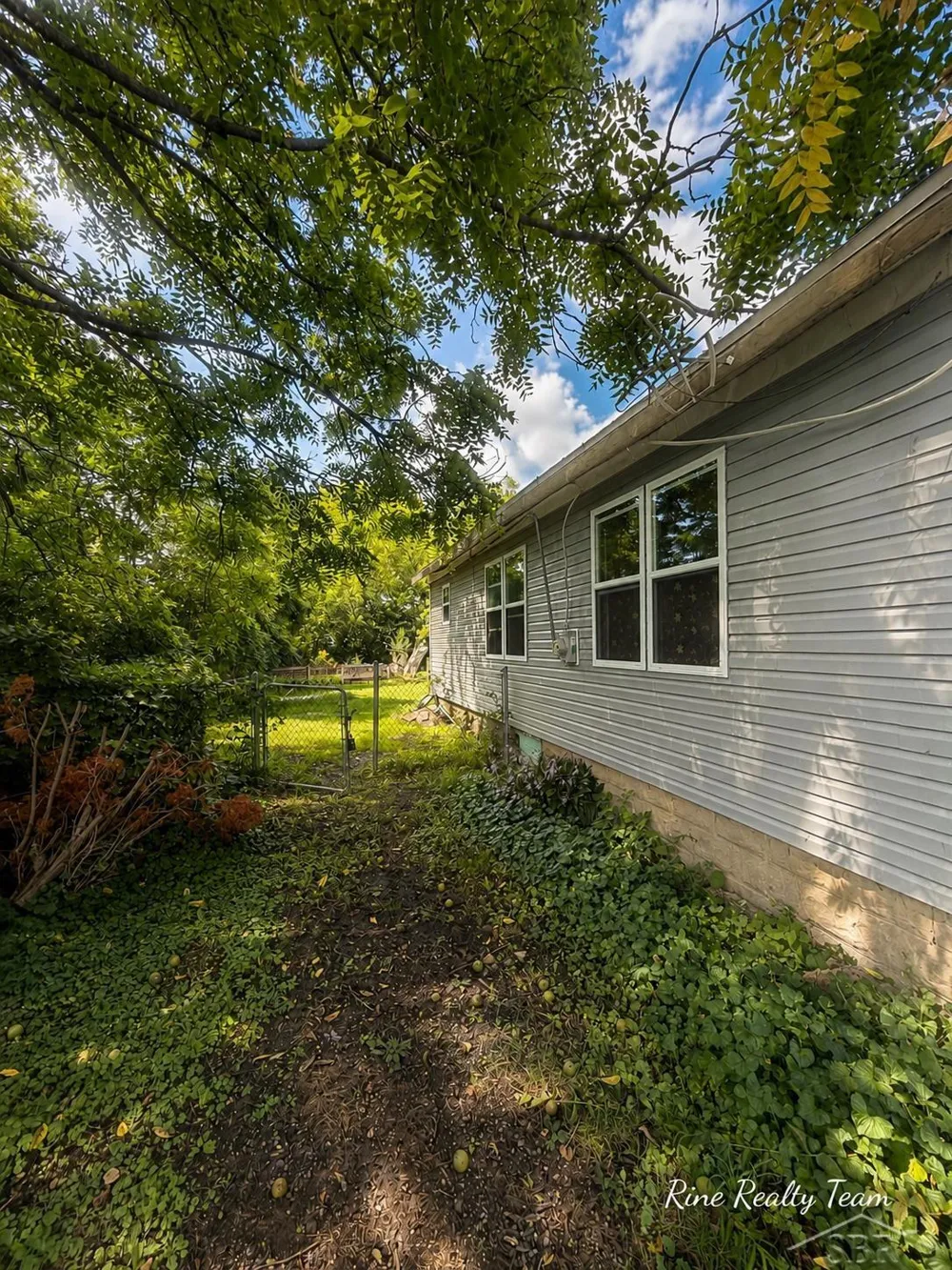 2421 Collingwood Avenue Saginaw City, MI 48601