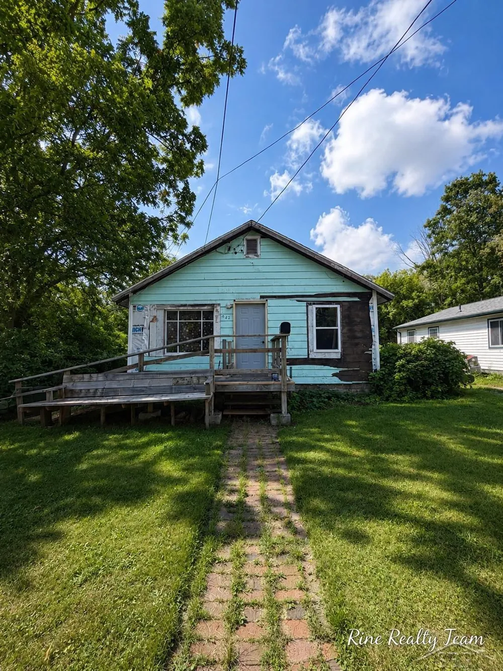 2421 Collingwood Avenue Saginaw City, MI 48601