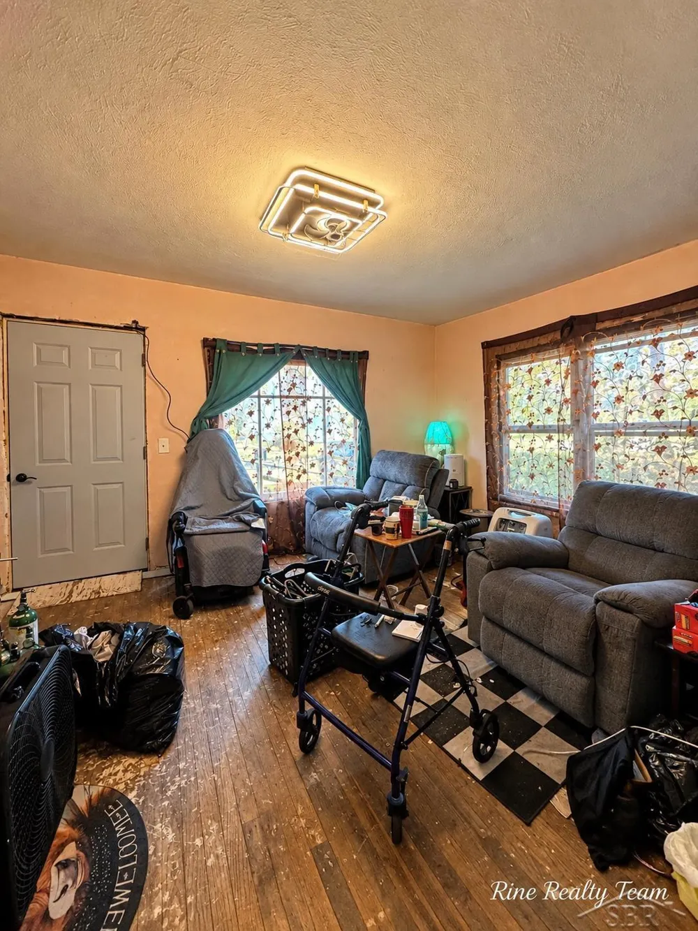 2421 Collingwood Avenue Saginaw City, MI 48601