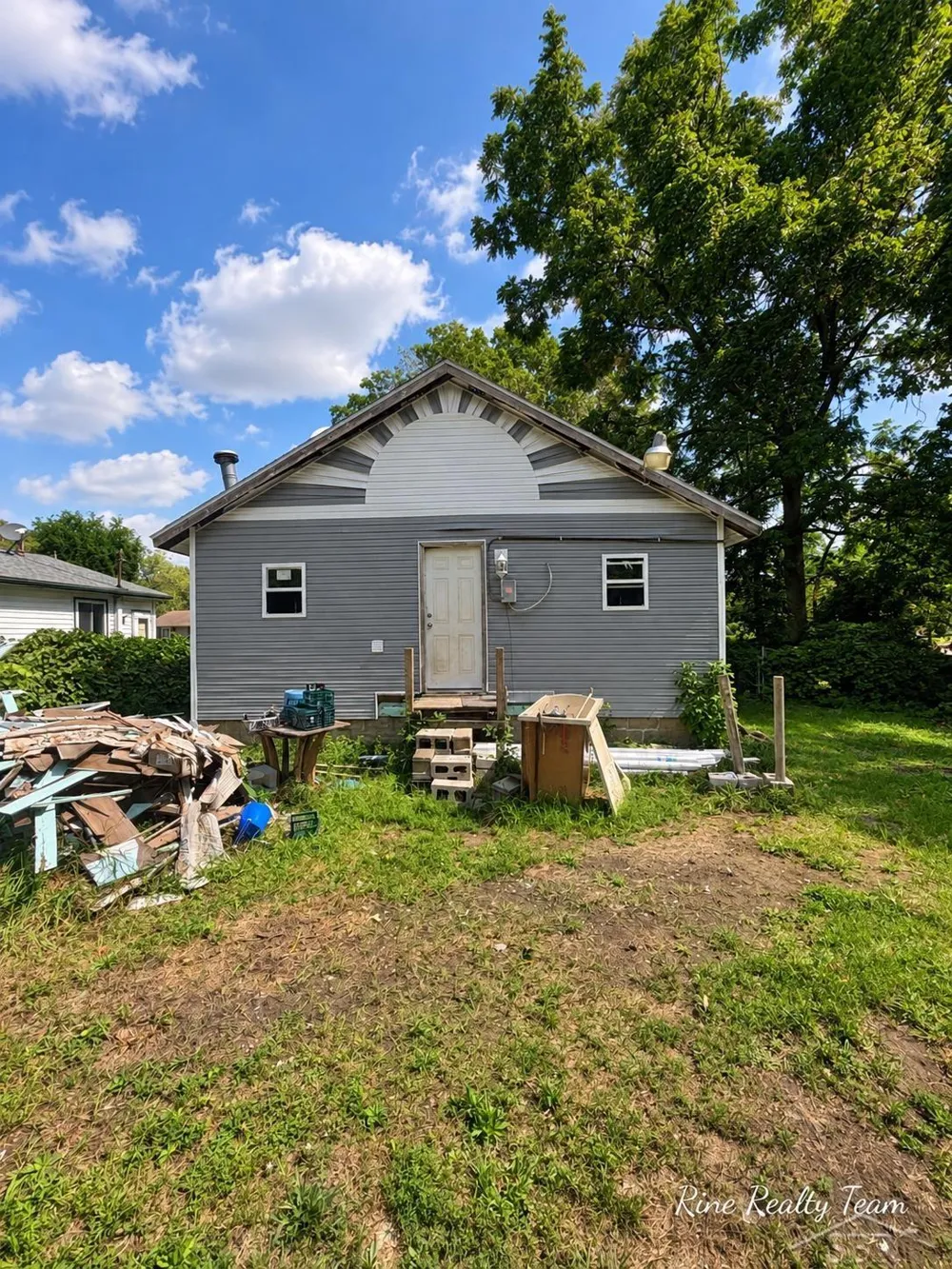 2421 Collingwood Avenue Saginaw City, MI 48601