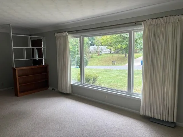 1650 W G AVENUE W Cooper Charter Township, MI 49009