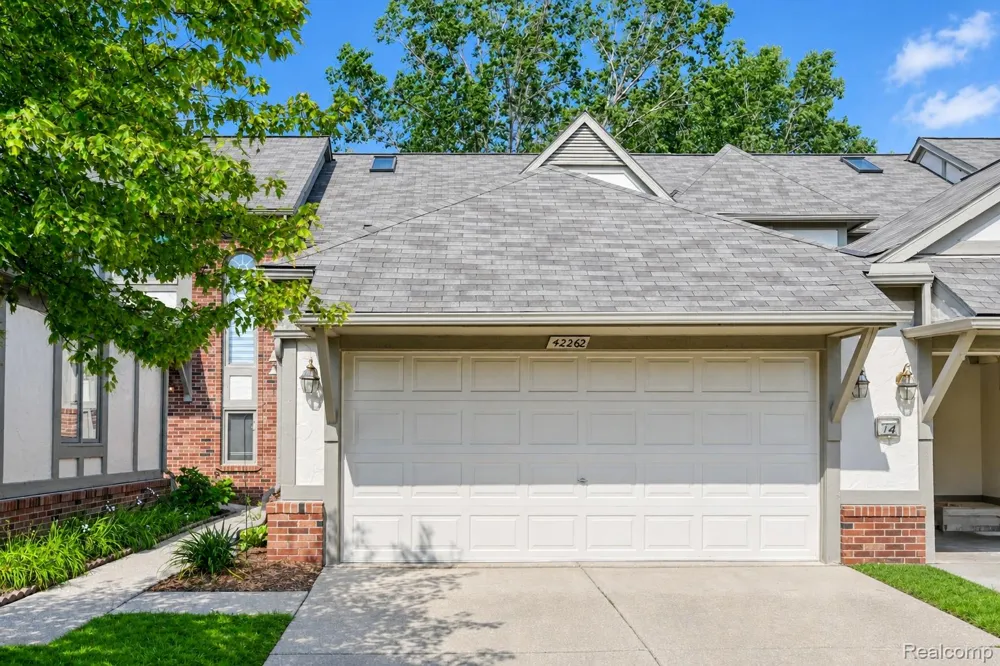 42262 Saratoga Circle Canton Charter Township, MI 48187