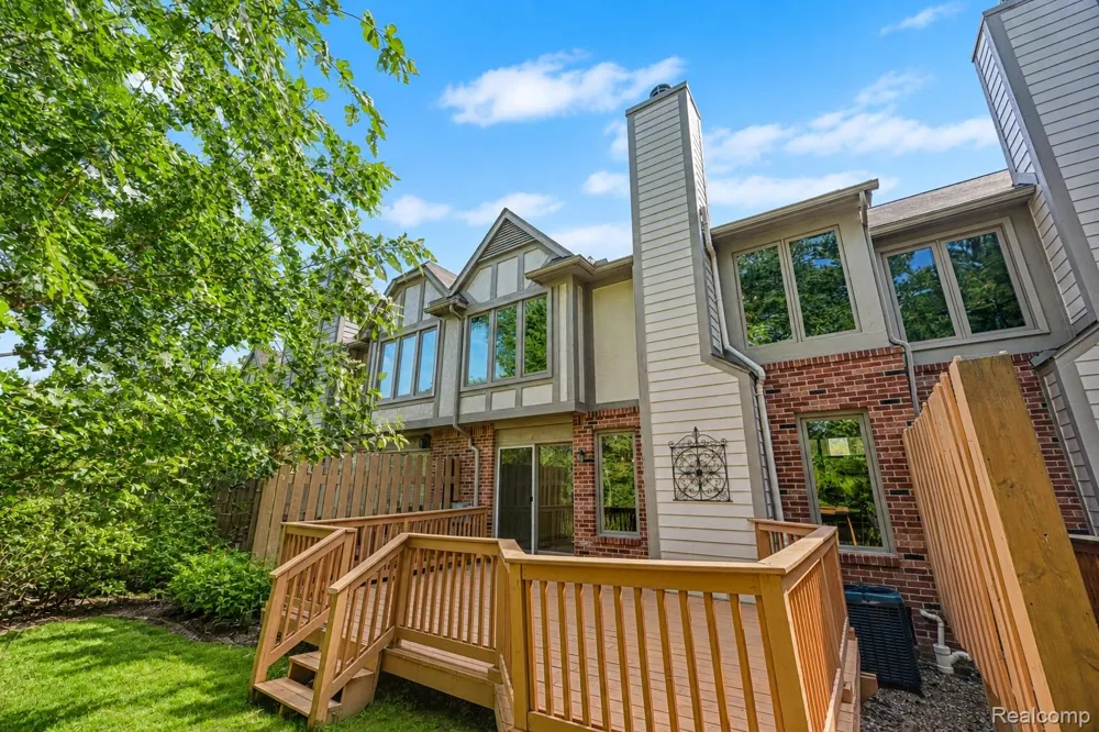 42262 Saratoga Circle Canton Charter Township, MI 48187