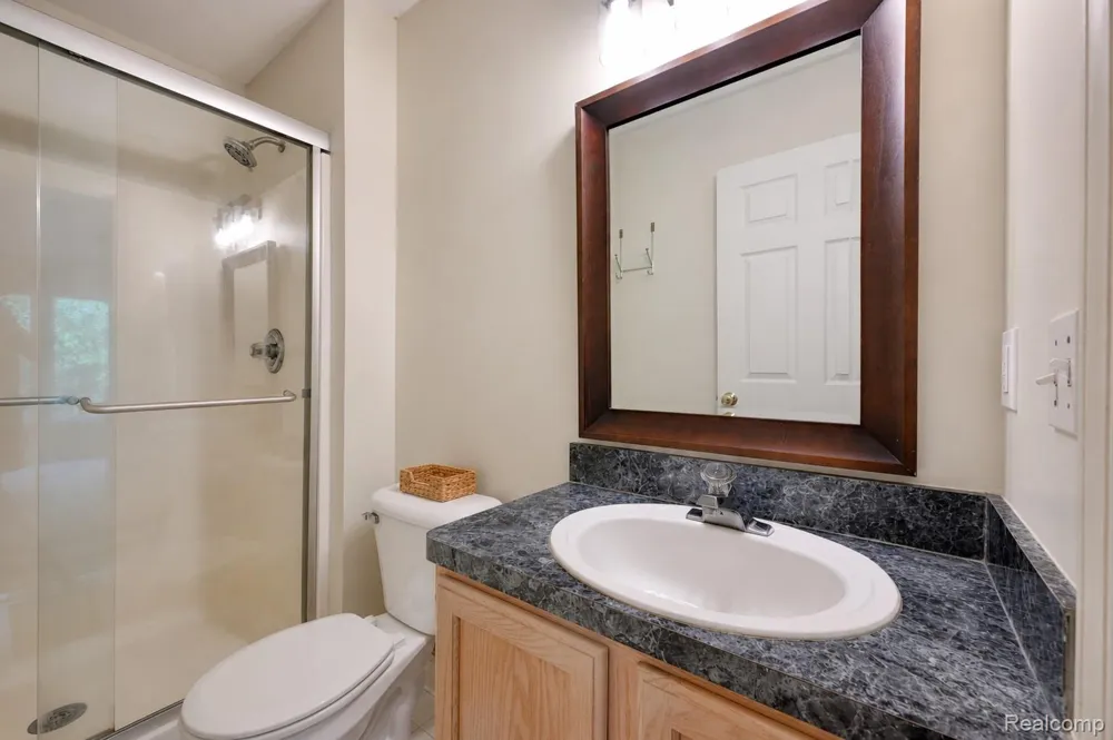 42262 Saratoga Circle Canton Charter Township, MI 48187