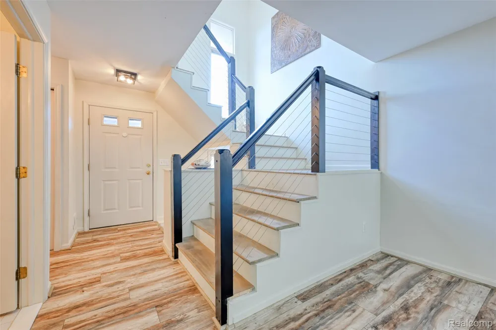 42262 Saratoga Circle Canton Charter Township, MI 48187