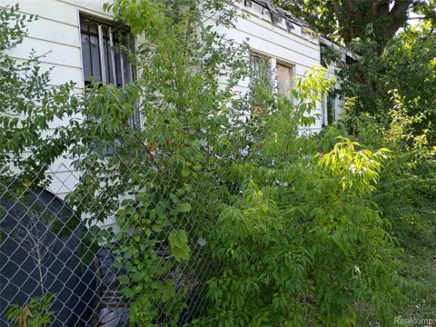 68 E Nevada Street